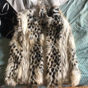 Fur vest